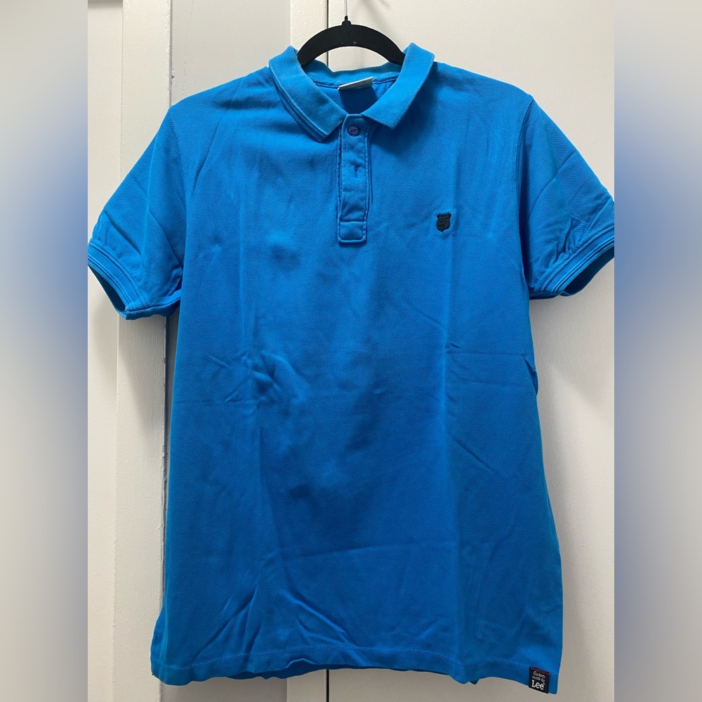 Half sleeve polo shirt